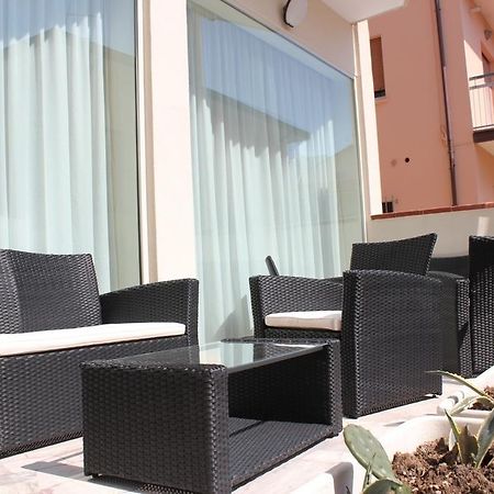 Hotel Marina Rimini Dış mekan fotoğraf