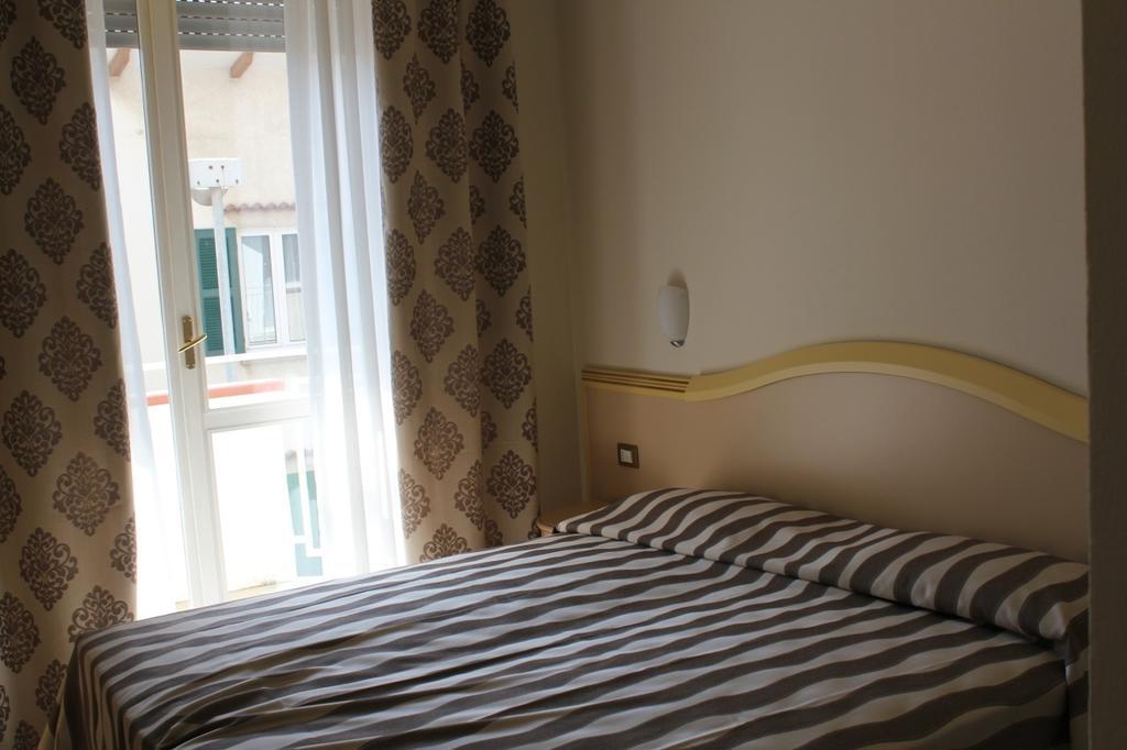 Hotel Marina Rimini Oda fotoğraf